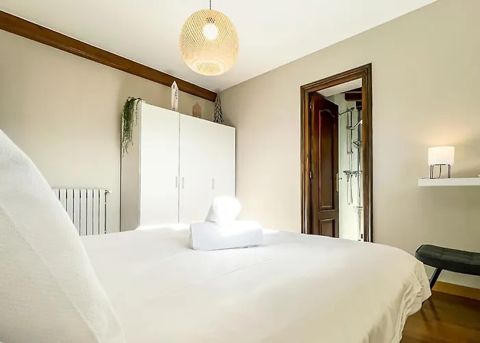Cal Gatesques 2 Apartment *